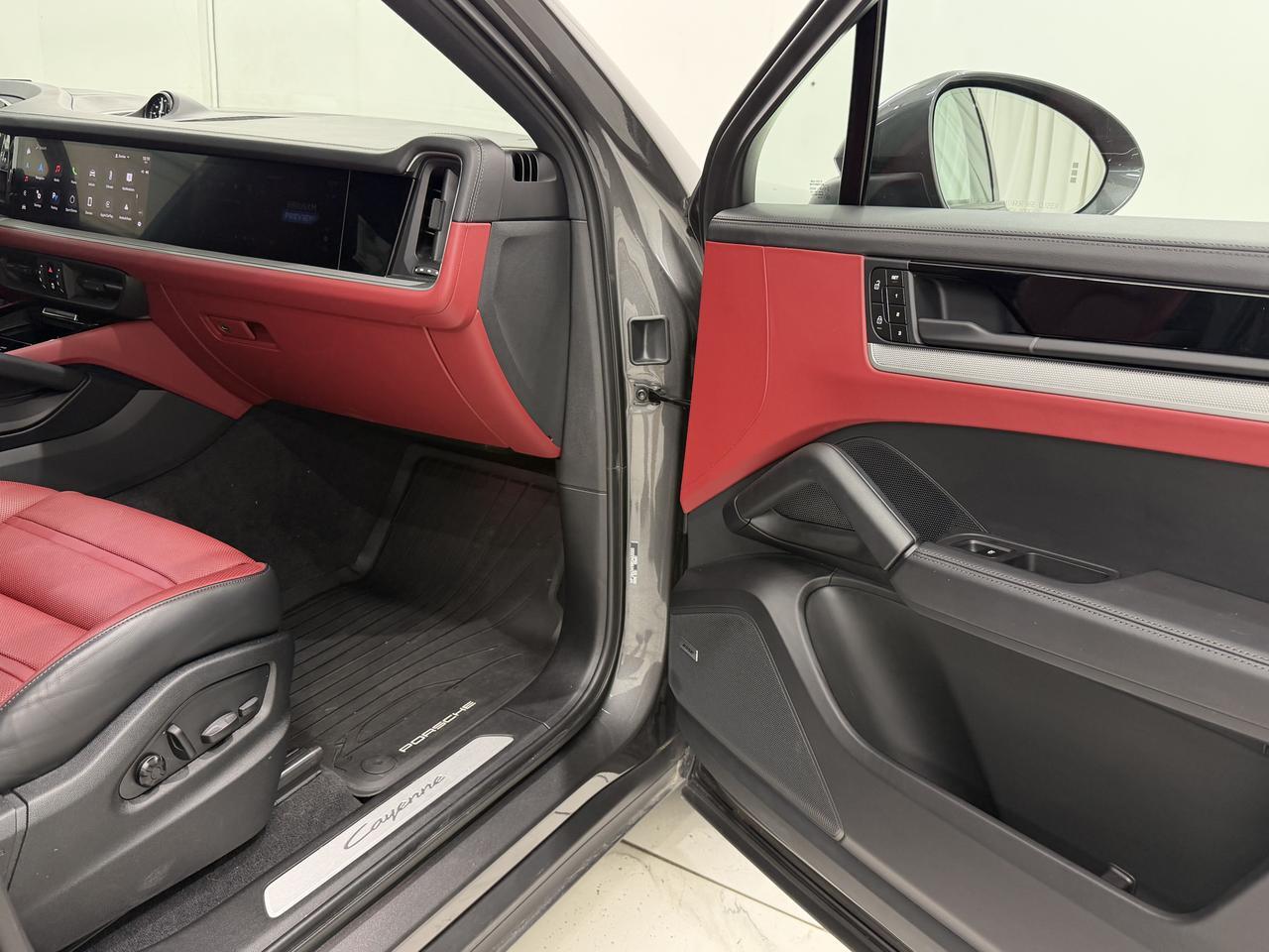2024 Porsche Cayenne Newark DE