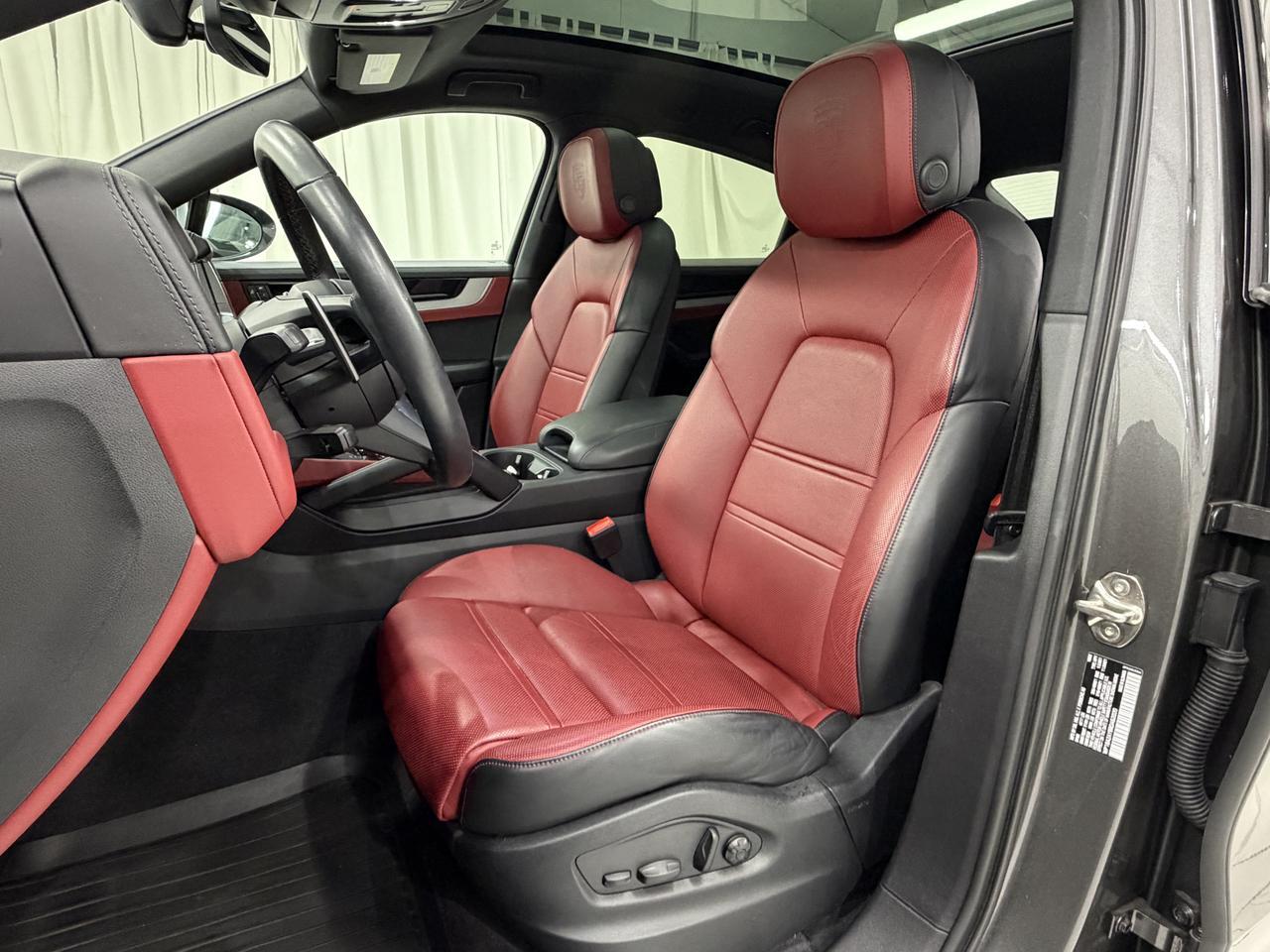 2024 Porsche Cayenne Newark DE