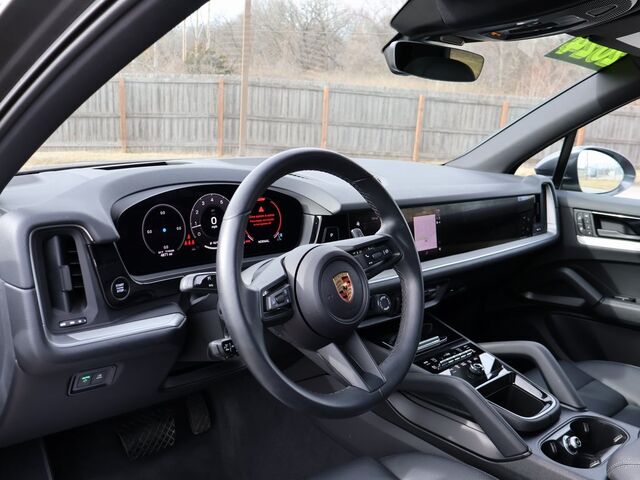2024 Porsche Cayenne  Oshkosh WI