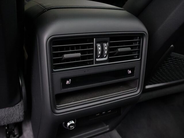 2024 Porsche Cayenne  Oshkosh WI