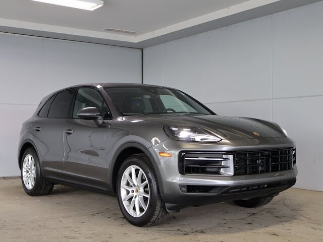 2024 Porsche Cayenne  Oshkosh WI