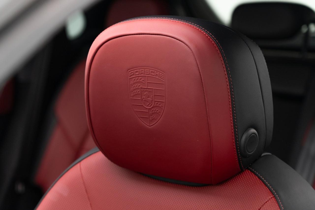 2024 Porsche Cayenne Pompano Beach FL