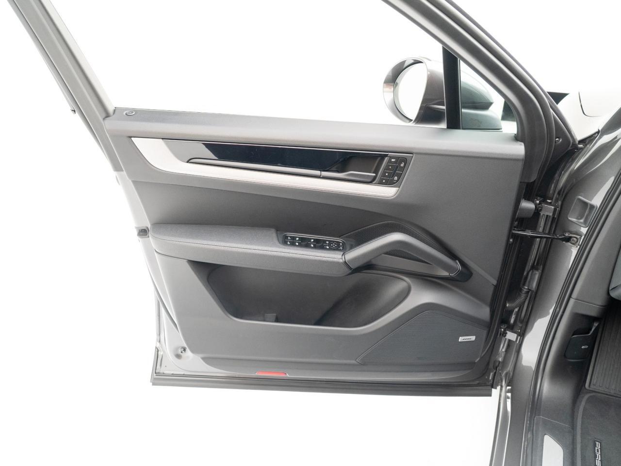 2024 Porsche Cayenne Pompano Beach FL