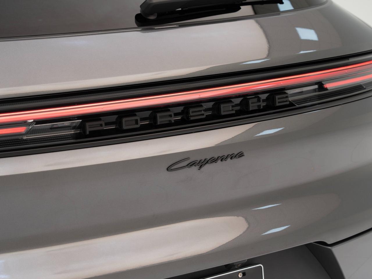 2024 Porsche Cayenne Pompano Beach FL
