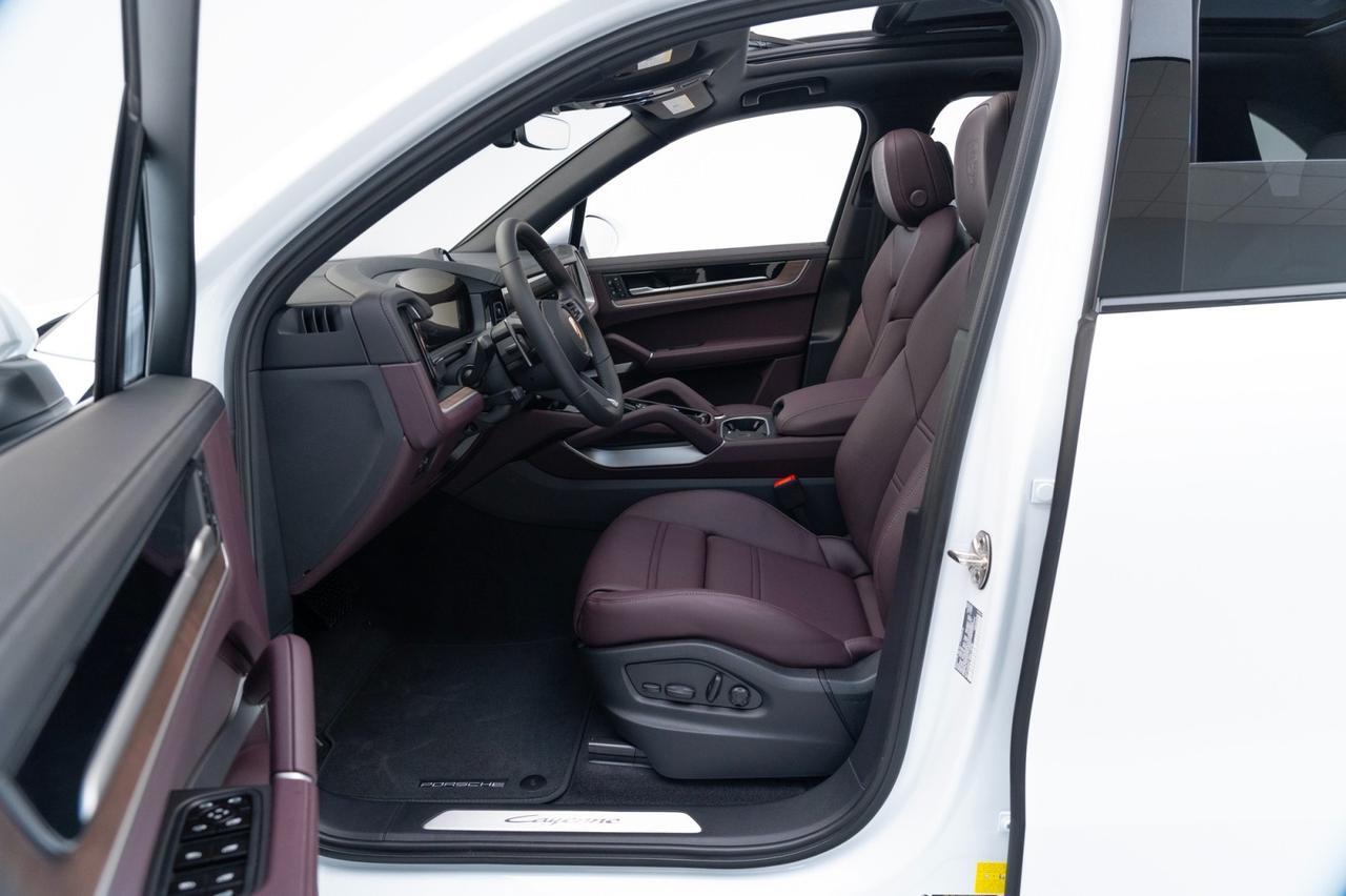 2024 Porsche Cayenne Pompano Beach FL