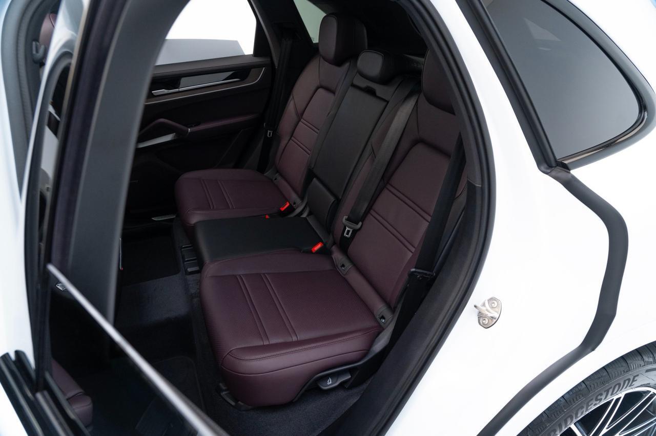 2024 Porsche Cayenne Pompano Beach FL