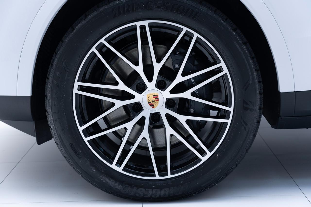 2024 Porsche Cayenne Pompano Beach FL