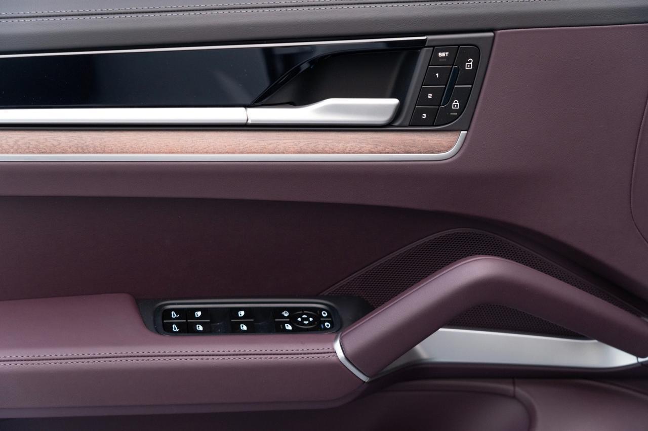 2024 Porsche Cayenne Pompano Beach FL