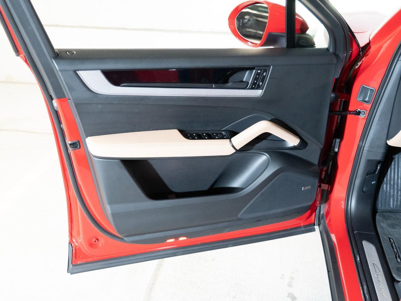 2024 Porsche Cayenne Pompano Beach FL