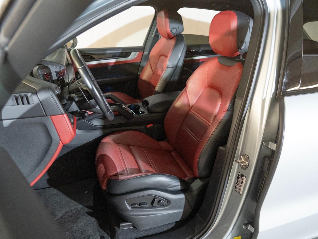 2024 Porsche Cayenne Pompano Beach FL