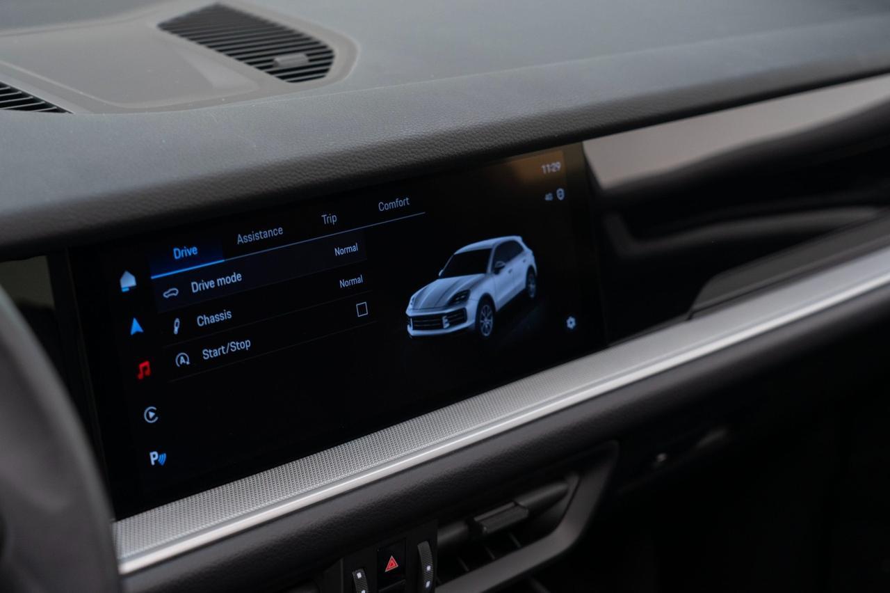 2024 Porsche Cayenne Pompano Beach FL
