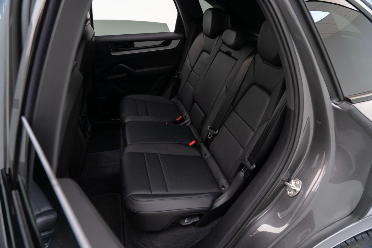 2024 Porsche Cayenne Pompano Beach FL