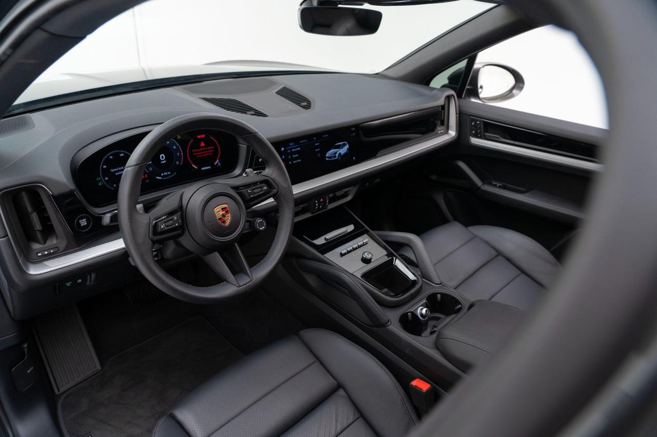 2024 Porsche Cayenne Pompano Beach FL
