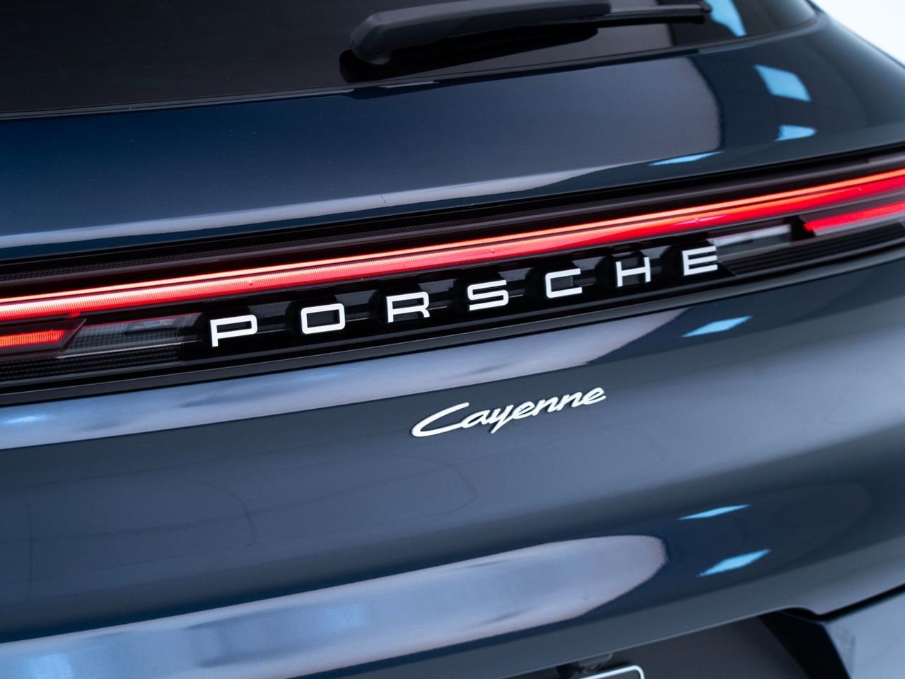 2024 Porsche Cayenne Pompano Beach FL