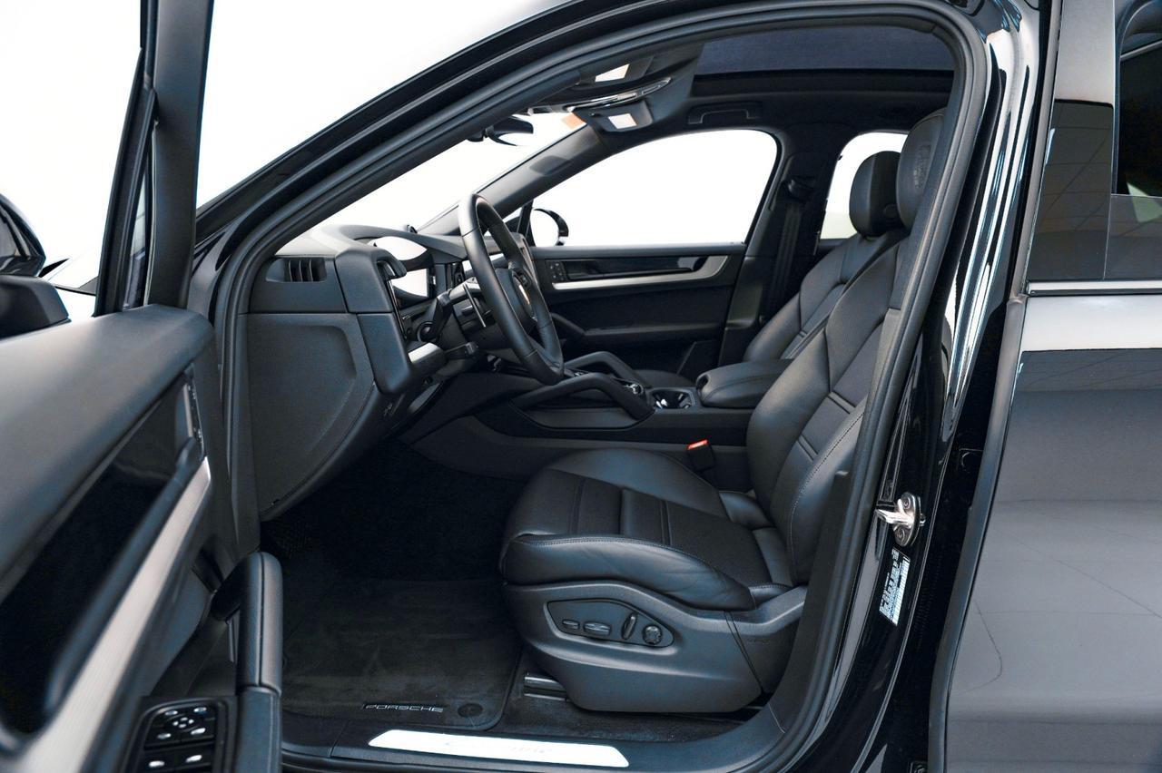 2024 Porsche Cayenne Pompano Beach FL