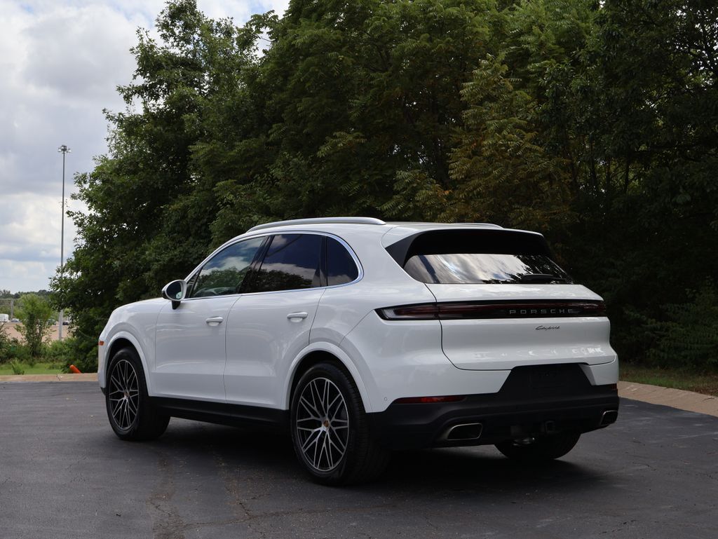 2024 Porsche Cayenne