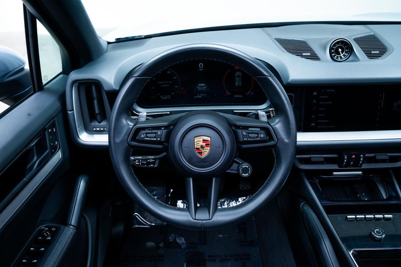 2024 Porsche Cayenne 1 Owner Premium Package Portland OR