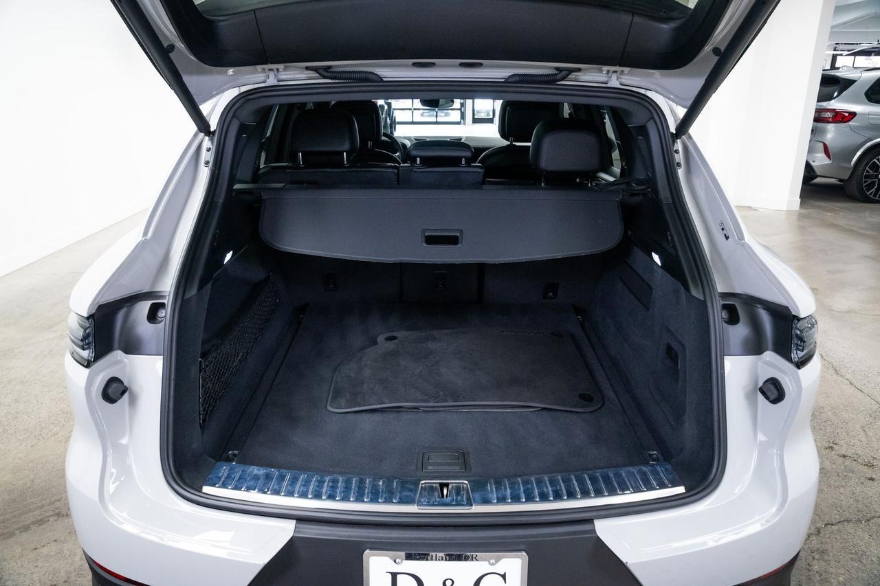 2024 Porsche Cayenne Base 1 Owner Premium Package Portland OR