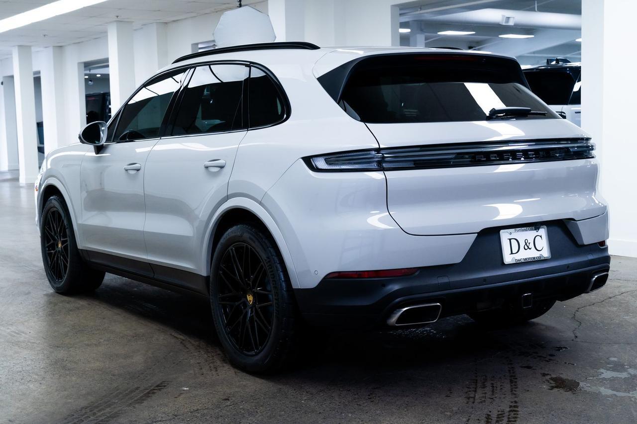 2024 Porsche Cayenne Base $23k in options / 1 Owner Portland OR