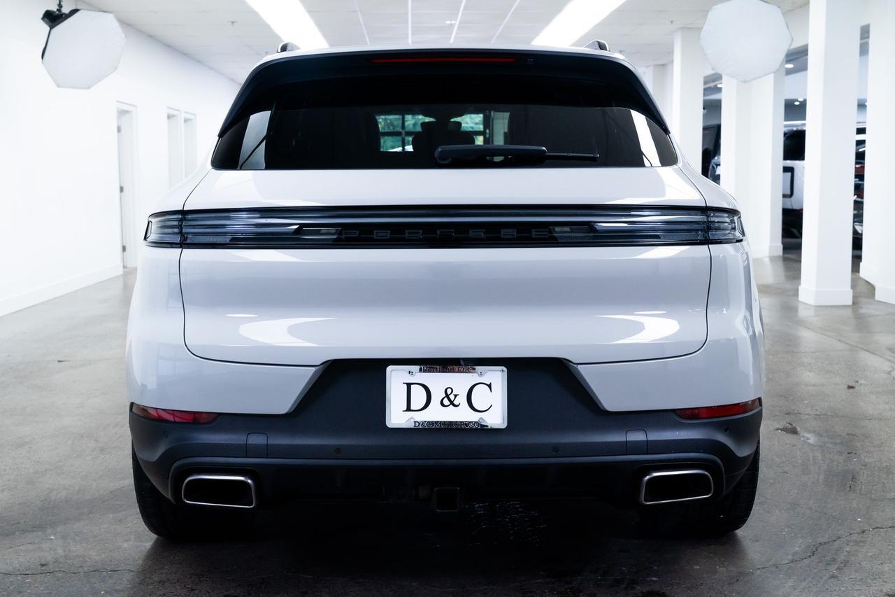 2024 Porsche Cayenne Base $23k in options / 1 Owner Portland OR