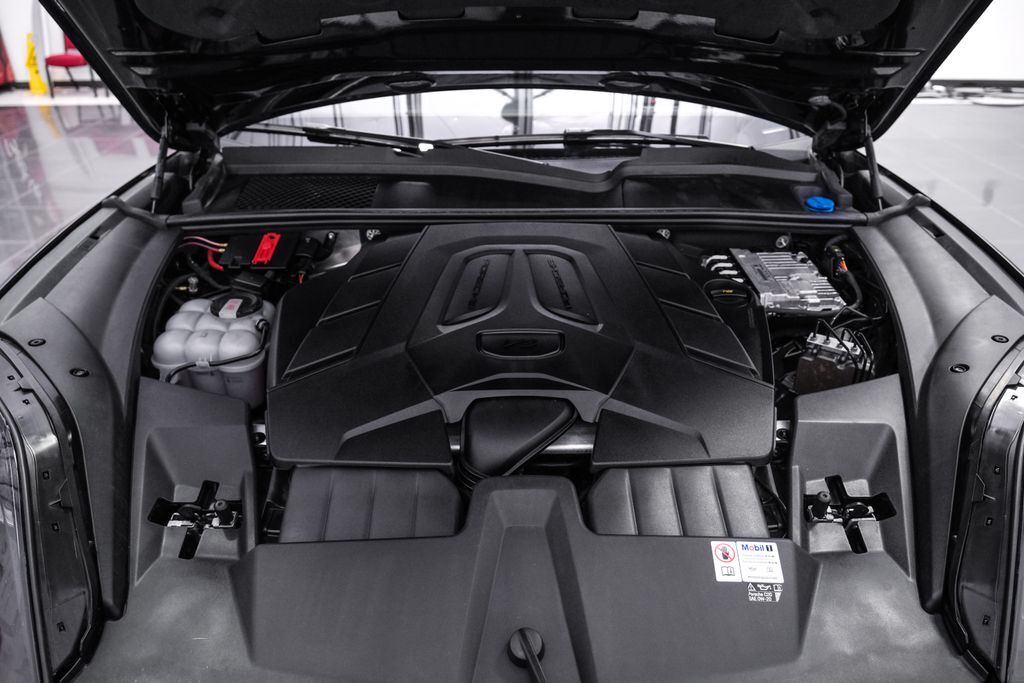 2024 Porsche Cayenne Coupe Base Carrollton TX