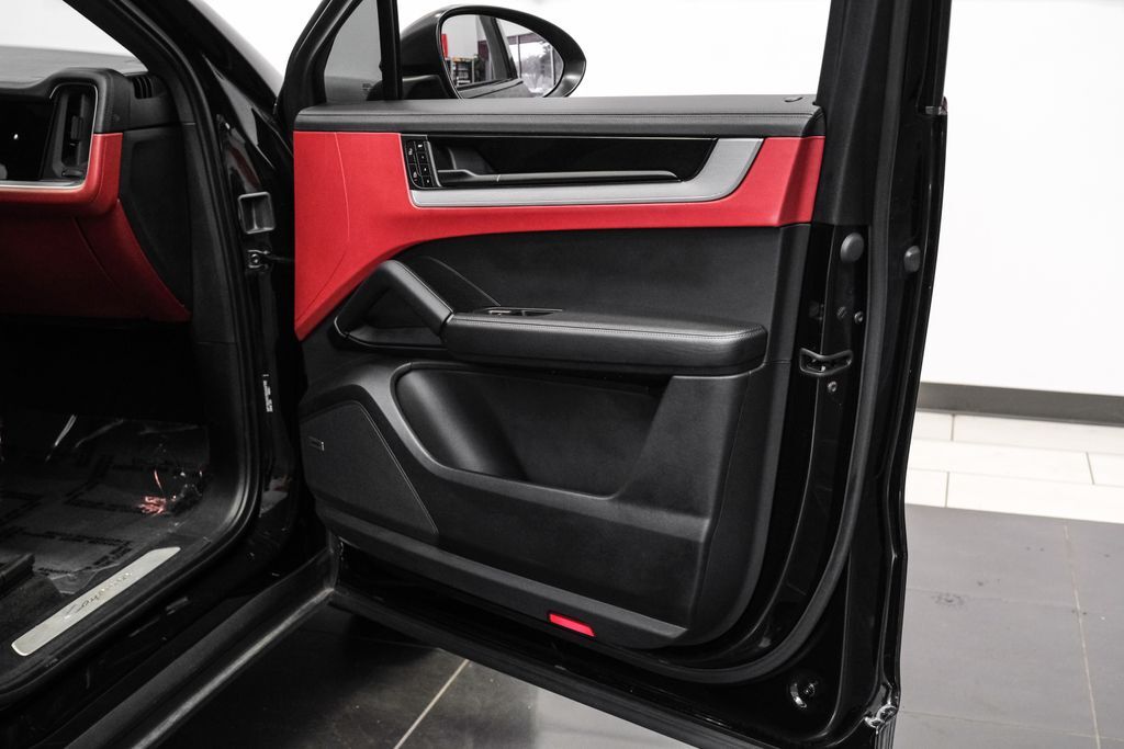 2024 Porsche Cayenne Coupe Base Carrollton TX