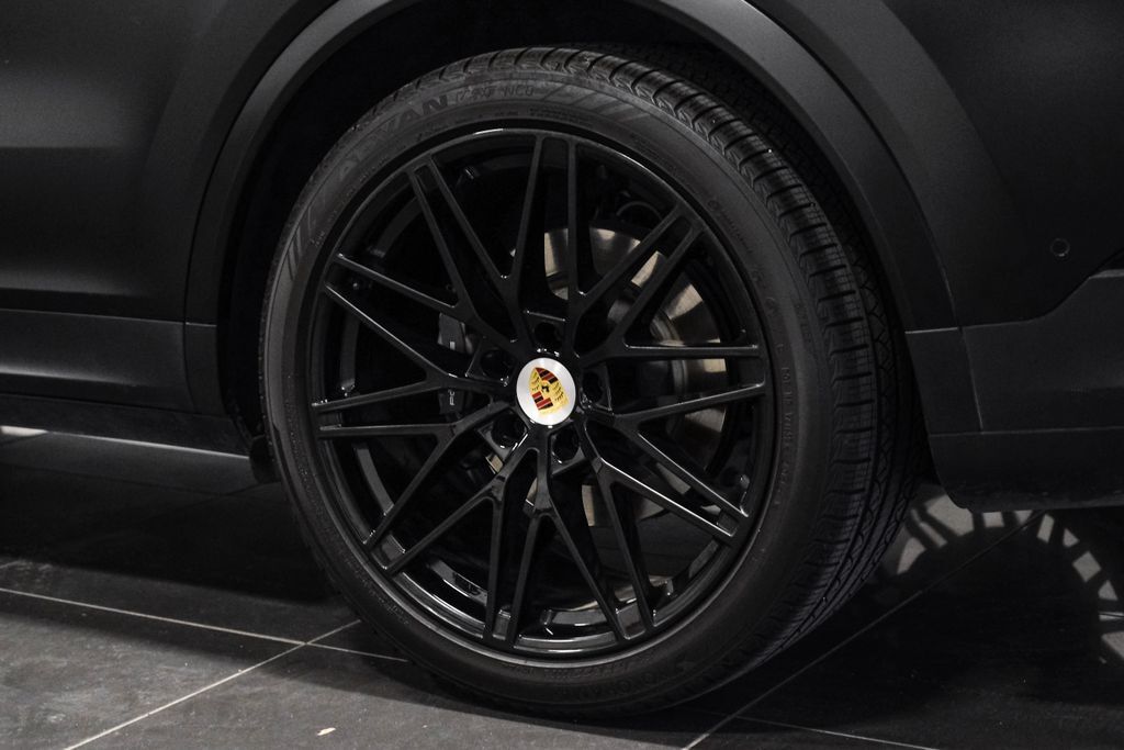 2024 Porsche Cayenne Coupe Base Carrollton TX