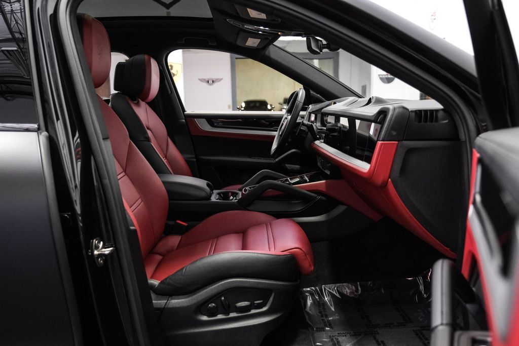 2024 Porsche Cayenne Coupe Base Carrollton TX