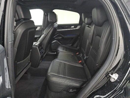 2024 Porsche Cayenne Coupe Base Indianapolis IN