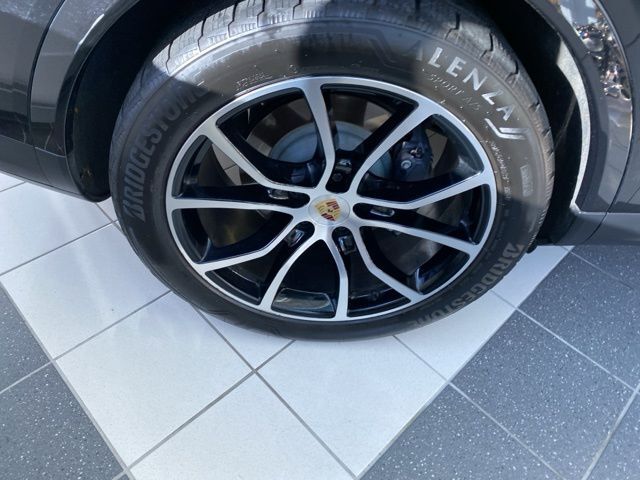 2024 Porsche Cayenne Coupe Base Raleigh NC