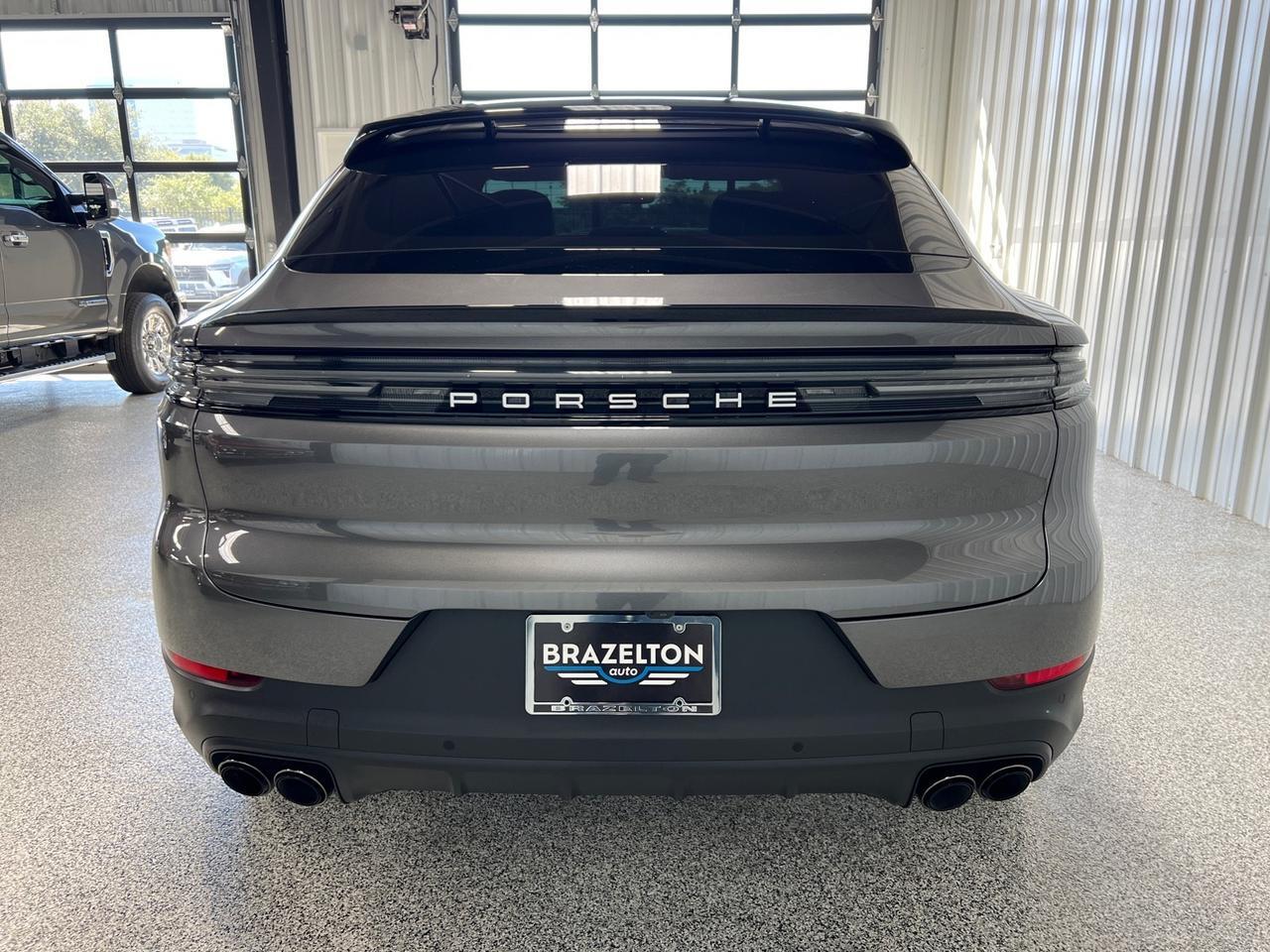 2024 Porsche Cayenne Coupe, Leather, 14-Way Seats, 21in RS Spyder Wheels, Soft Close Doors Houston TX