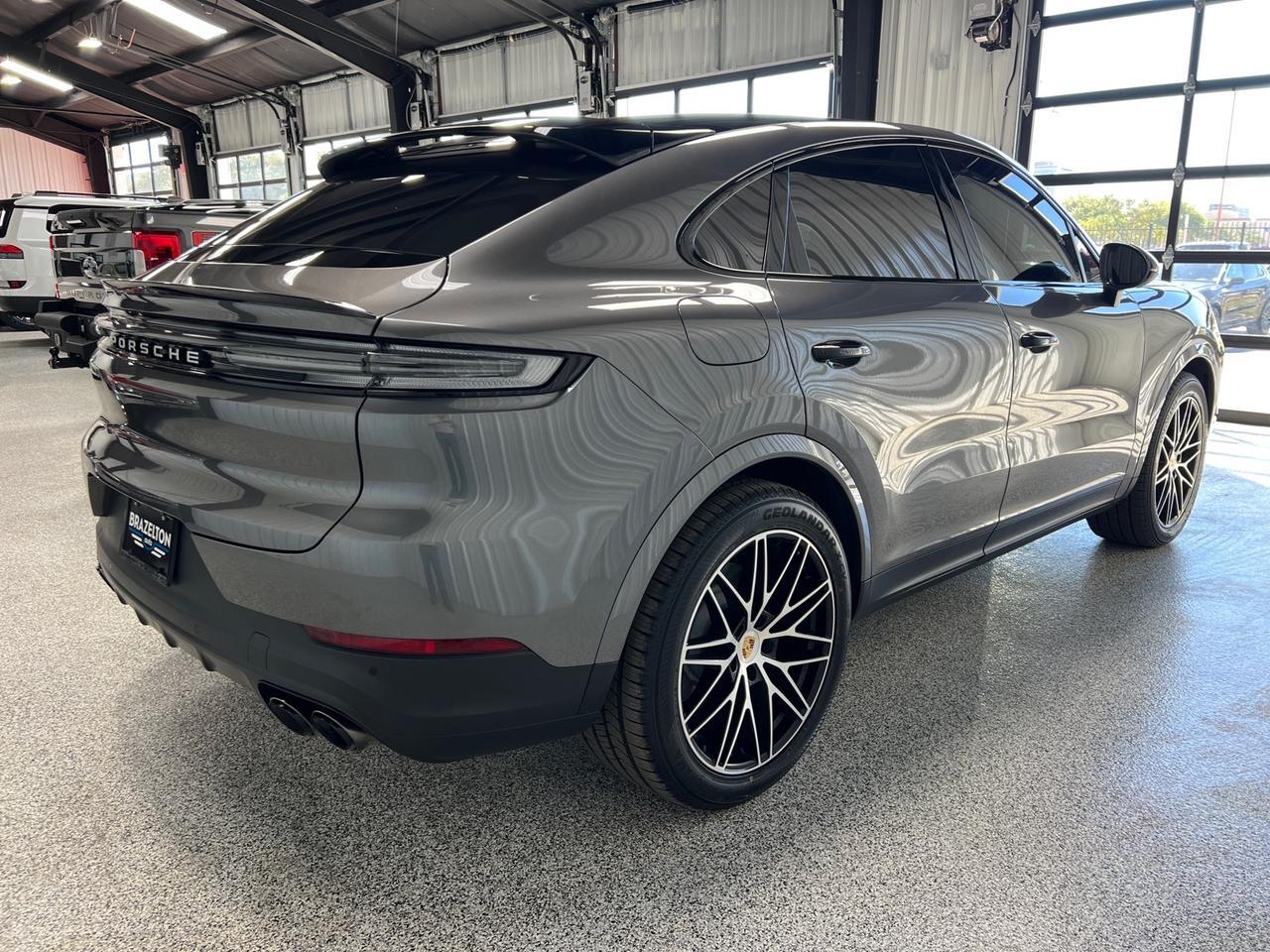 2024 Porsche Cayenne Coupe, Leather, 14-Way Seats, 21in RS Spyder Wheels, Soft Close Doors Houston TX