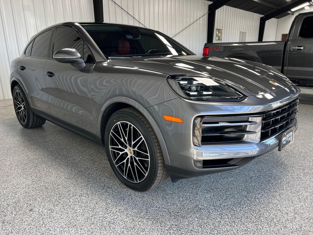 2024 Porsche Cayenne Coupe, Leather, 14-Way Seats, 21in RS Spyder Wheels, Soft Close Doors Houston TX
