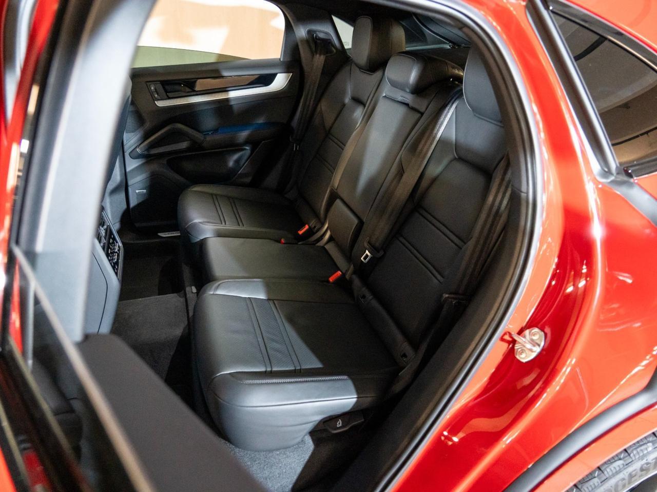 2024 Porsche Cayenne Coupe Pompano Beach FL