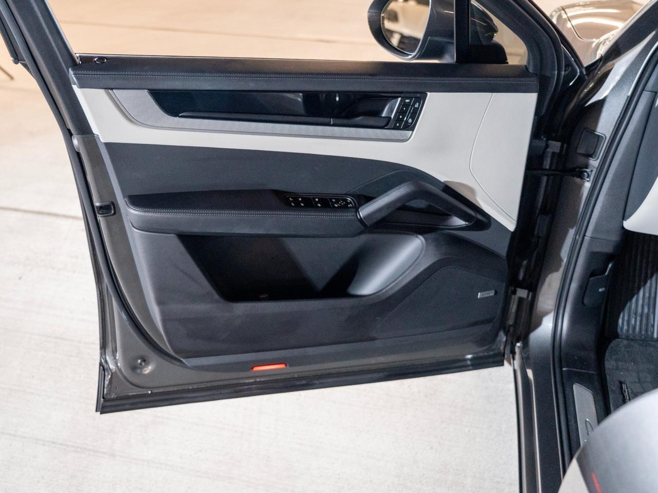 2024 Porsche Cayenne Coupe Pompano Beach FL