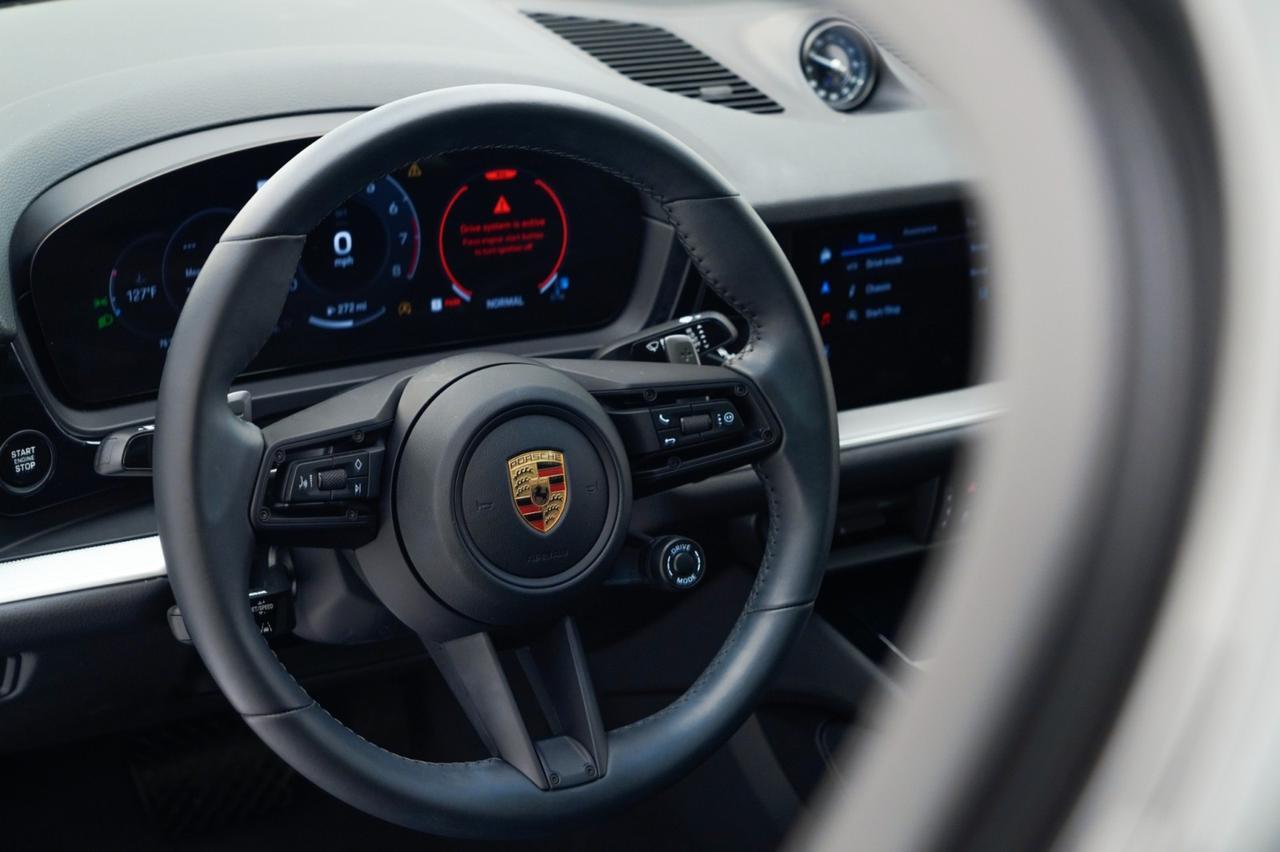 2024 Porsche Cayenne Coupe Pompano Beach FL