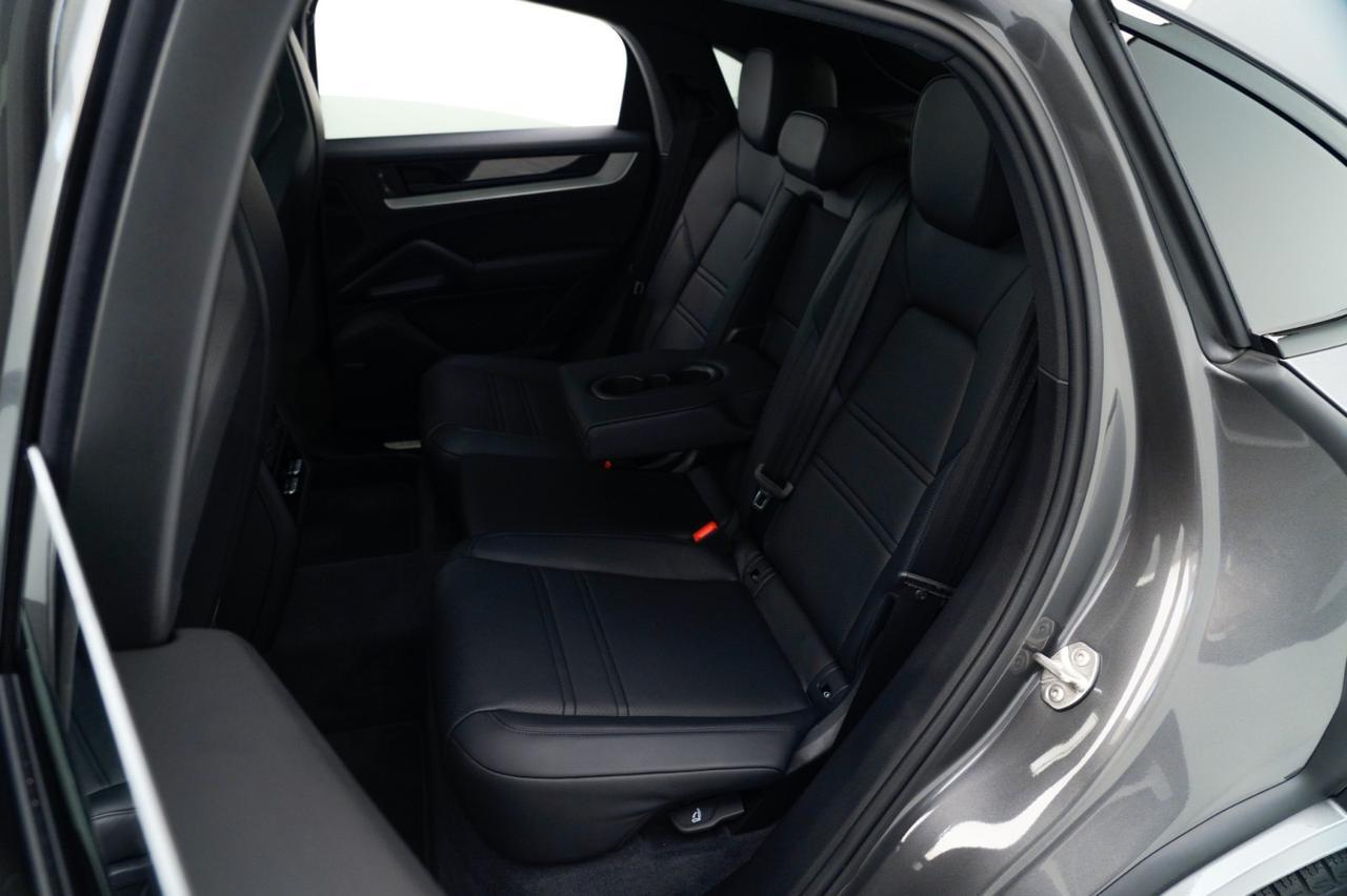 2024 Porsche Cayenne Coupe Pompano Beach FL