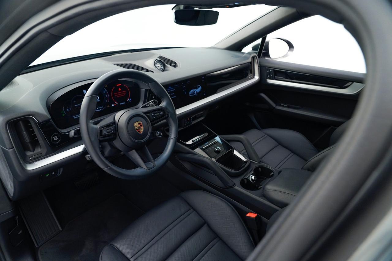 2024 Porsche Cayenne Coupe Pompano Beach FL