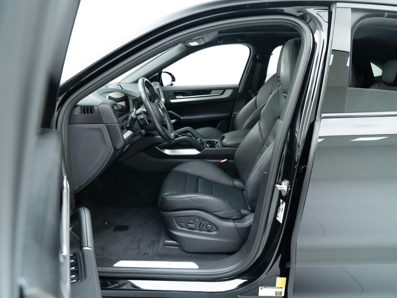 2024 Porsche Cayenne Coupe Pompano Beach FL