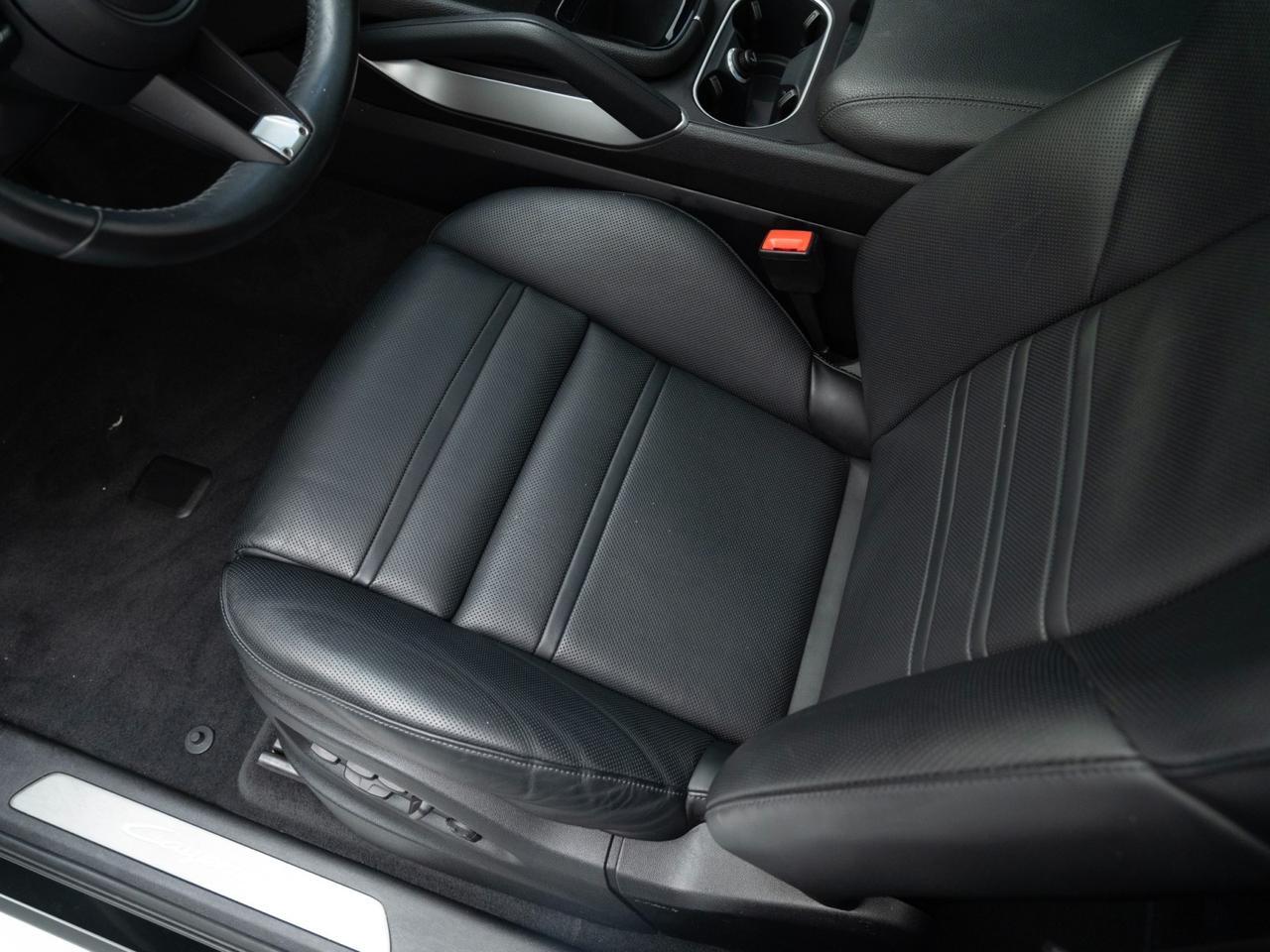 2024 Porsche Cayenne Coupe Pompano Beach FL