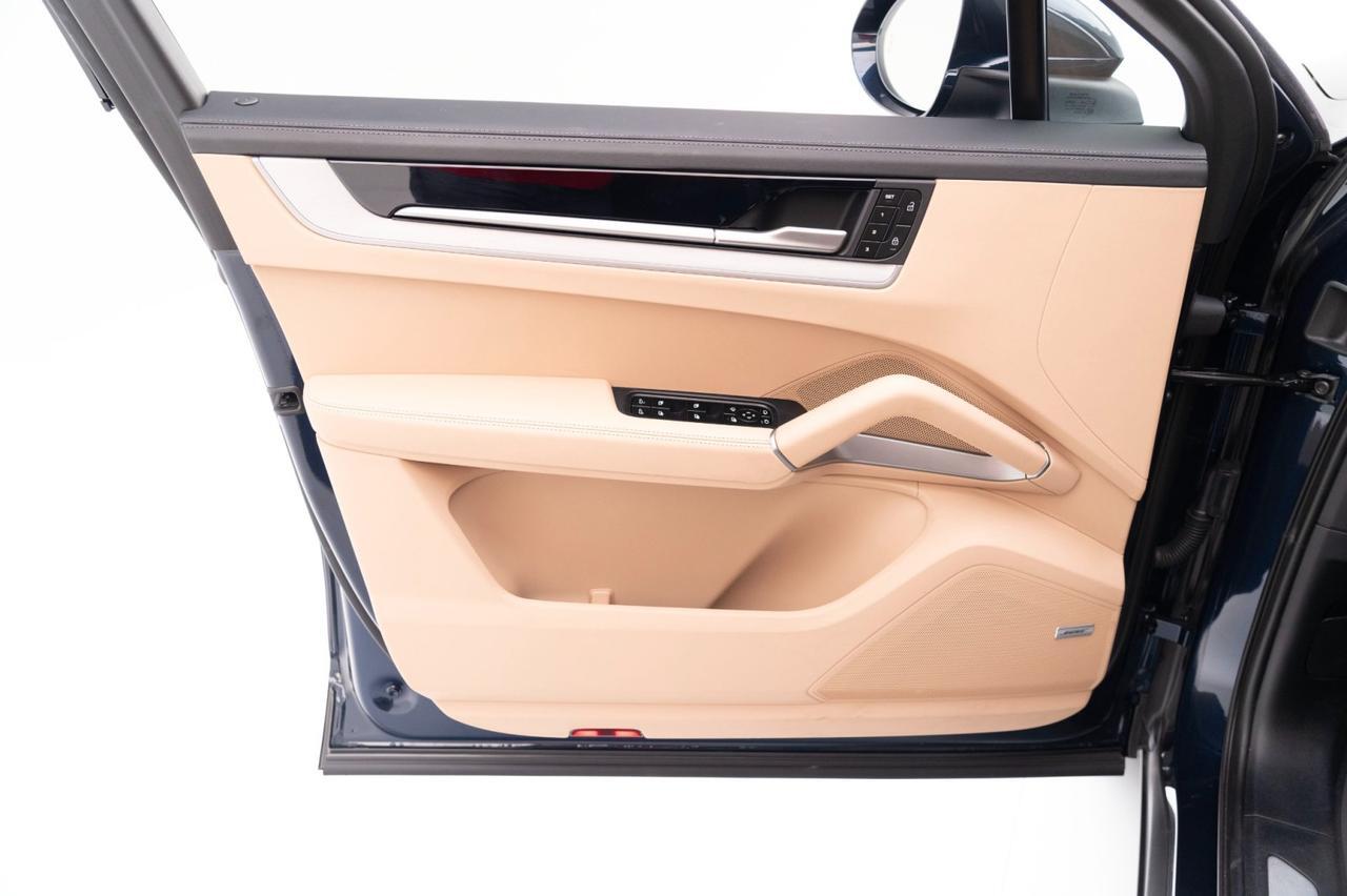 2024 Porsche Cayenne Coupe Pompano Beach FL