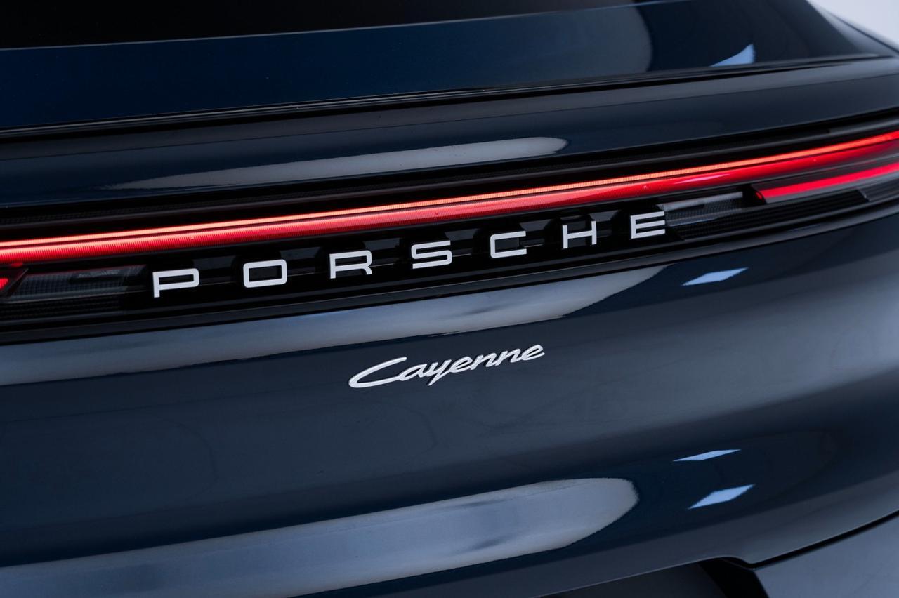 2024 Porsche Cayenne Coupe Pompano Beach FL