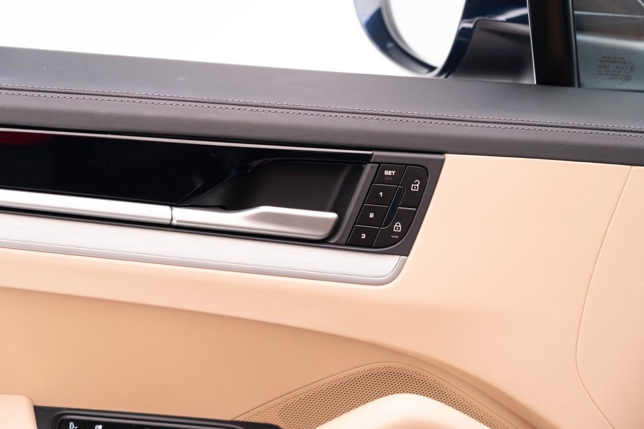 2024 Porsche Cayenne Coupe Pompano Beach FL