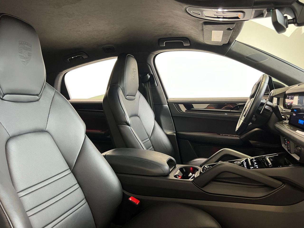 2024 Porsche Cayenne Coupe Turbo GT Indianapolis IN