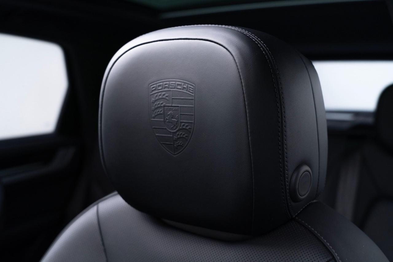 2024 Porsche Cayenne E-Hybrid Pompano Beach FL