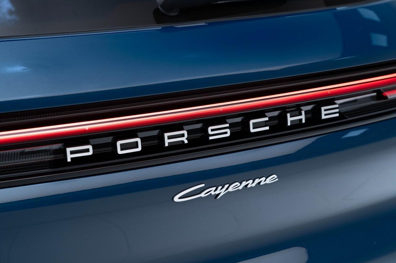 2024 Porsche Cayenne E-Hybrid Pompano Beach FL