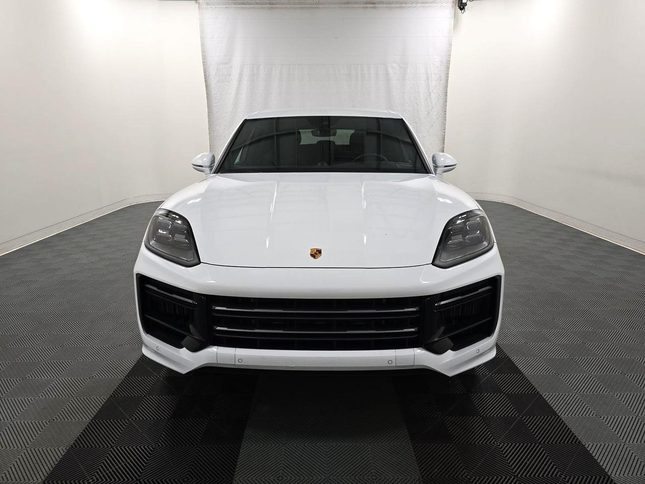 2024 Porsche Cayenne E-Hybrid Turbo 1-Owner Adaptive Air Suspension Portland OR