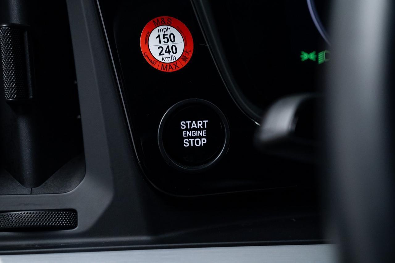 2024 Porsche Cayenne E-Hybrid Turbo 1 Owner Adaptive Air Suspension Portland OR