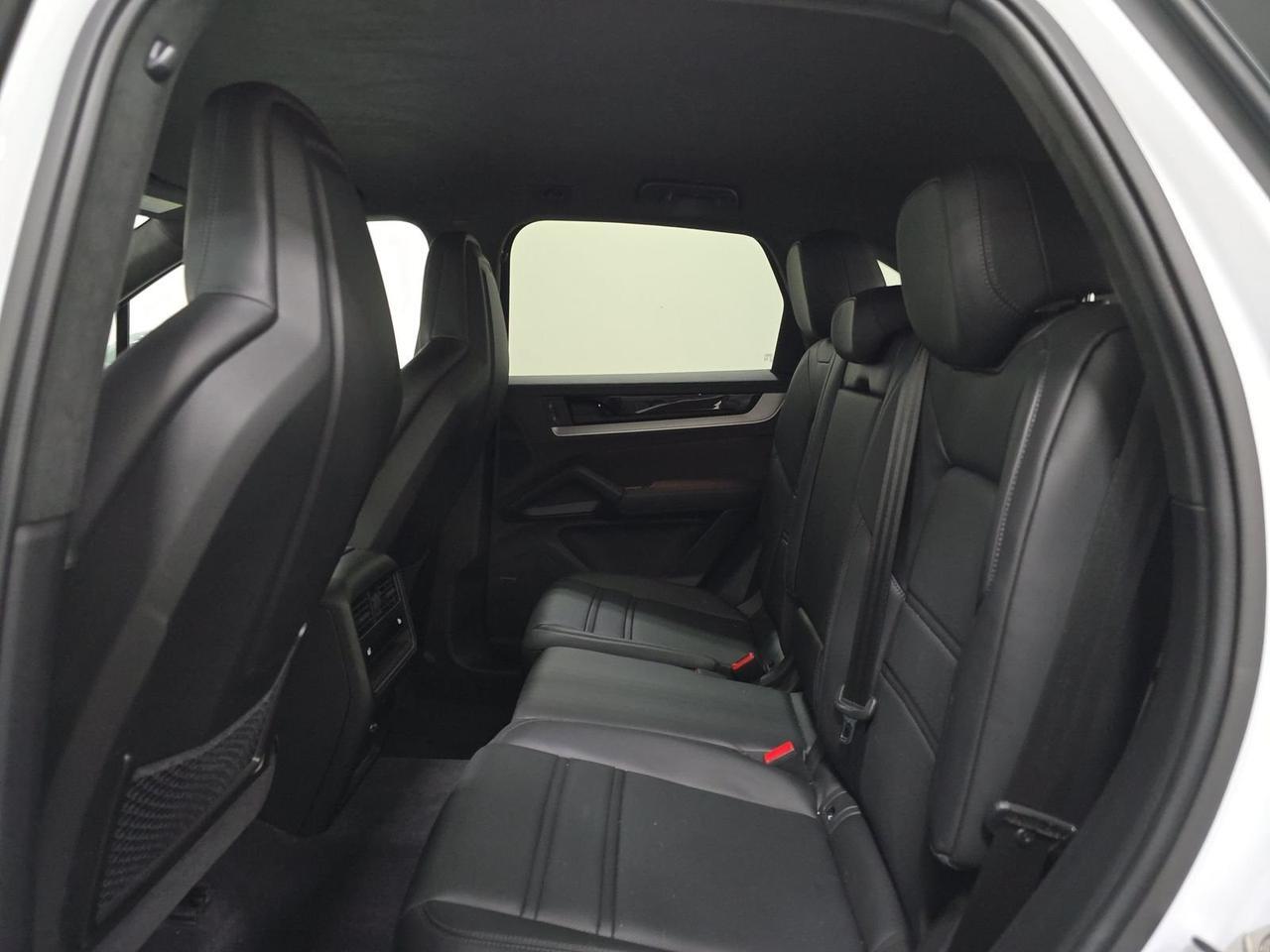 2024 Porsche Cayenne E-Hybrid Turbo 1-Owner Adaptive Air Suspension Portland OR