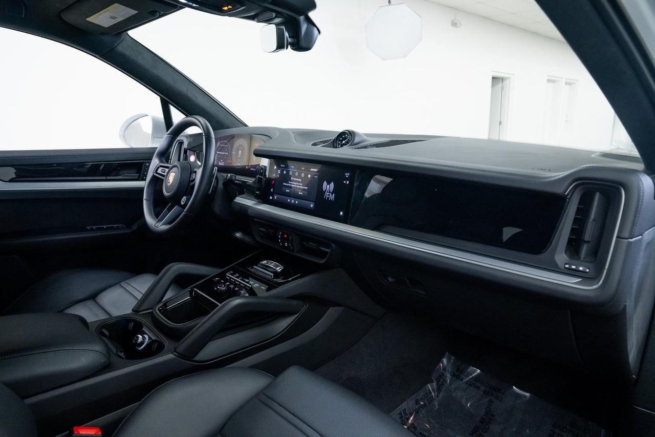 2024 Porsche Cayenne E-Hybrid Turbo 1 Owner Adaptive Air Suspension Portland OR
